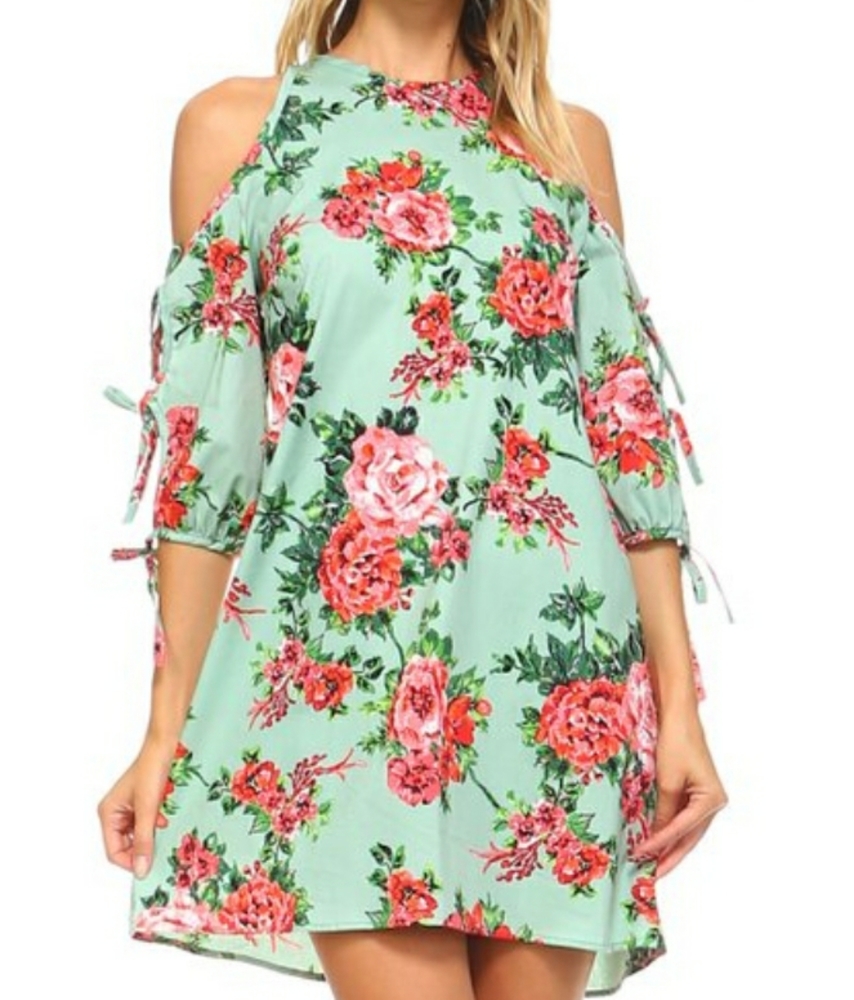 NWT 2 Hearts Floral Cutout Summer Shift Dress-Pink